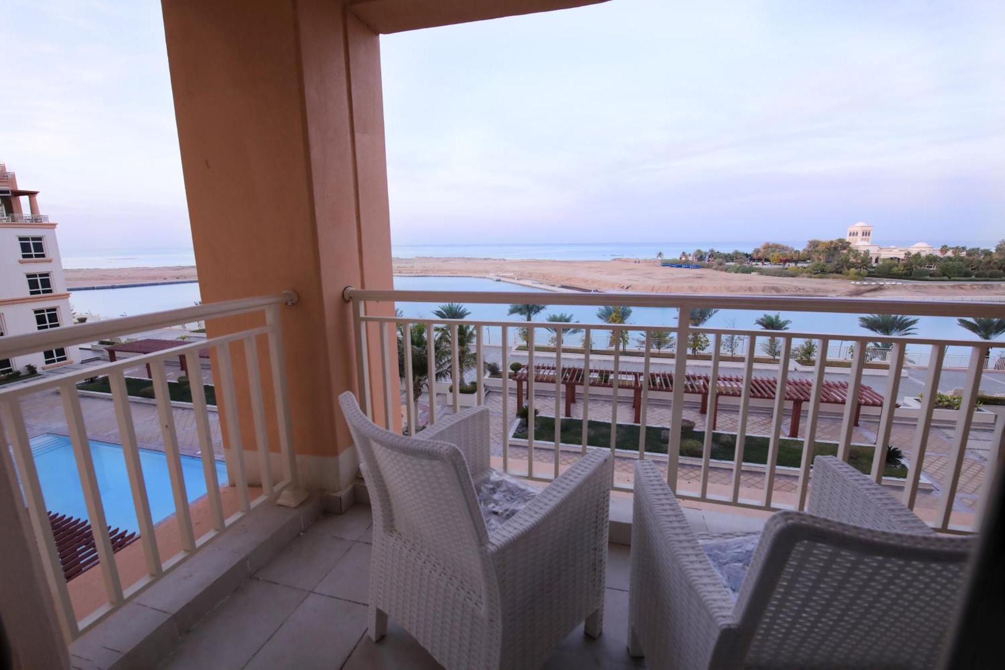 Apartment Seaside 313- مارينا 2 *
